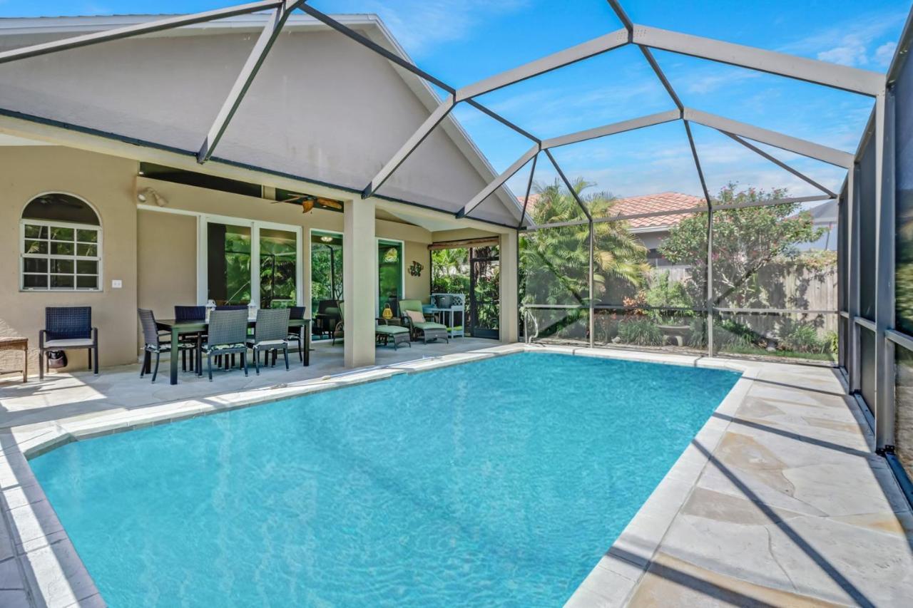 Cozy Beach House - 5 Minutes From Vanderbilt Beach Naples Exterior photo